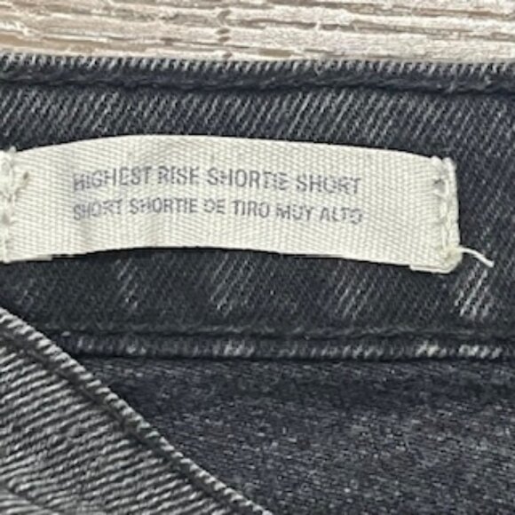 Universal Thread Black Jean‎ Shorts Women’s Size 6 Denim High Rise Shorty Short - Picture 5 of 7
